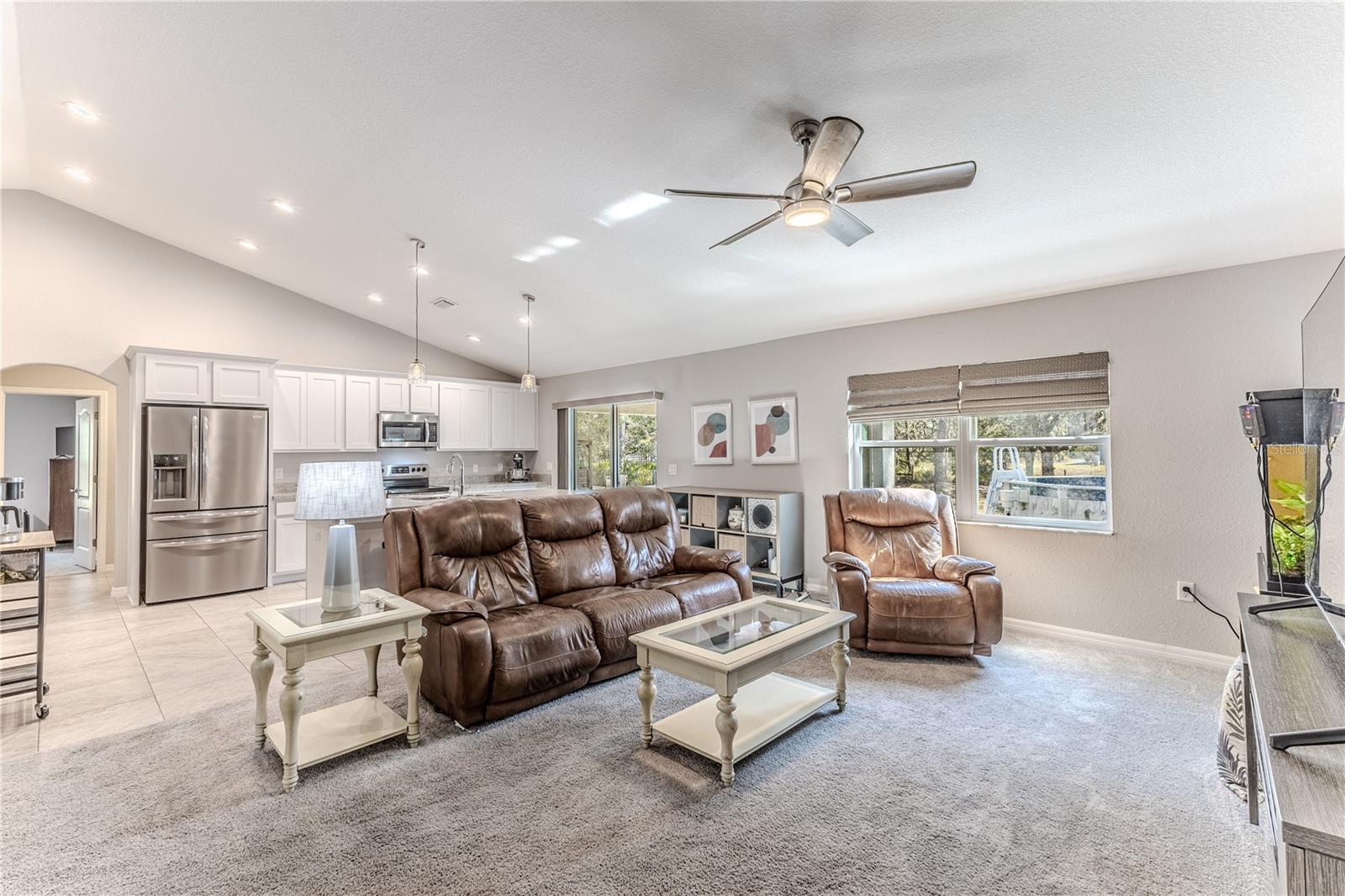 ROYAL HIGHLANDS - Residential