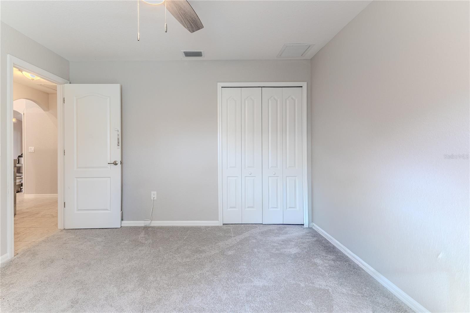 ROYAL HIGHLANDS - Residential