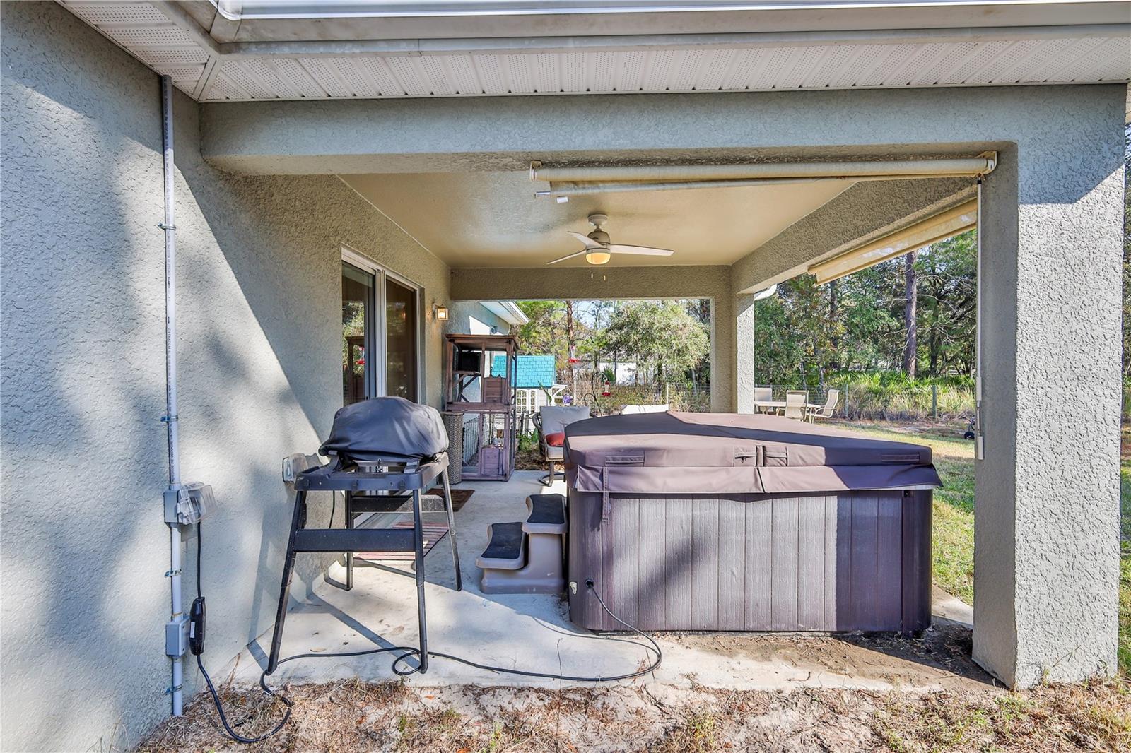 ROYAL HIGHLANDS - Residential