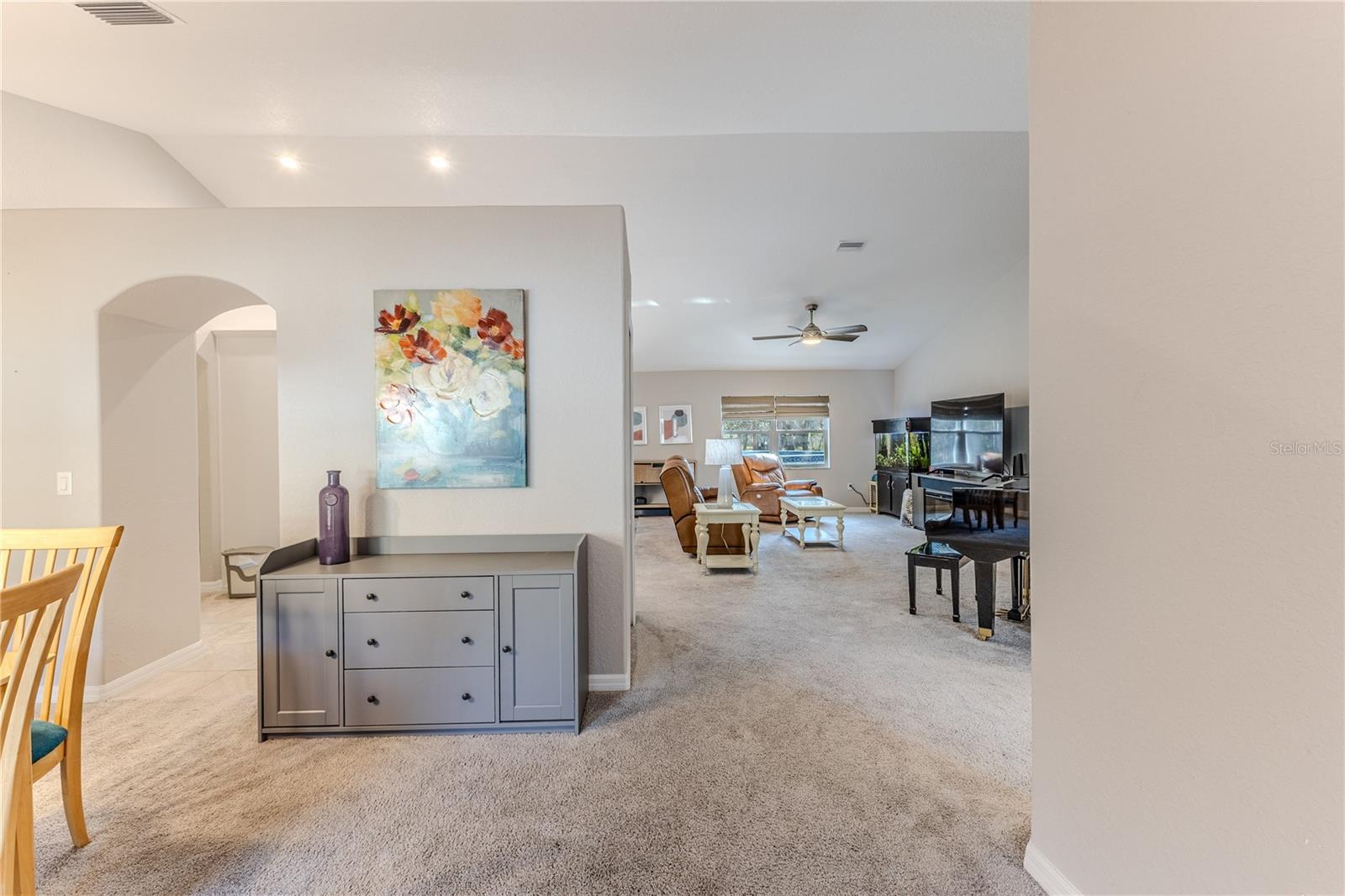 ROYAL HIGHLANDS - Residential