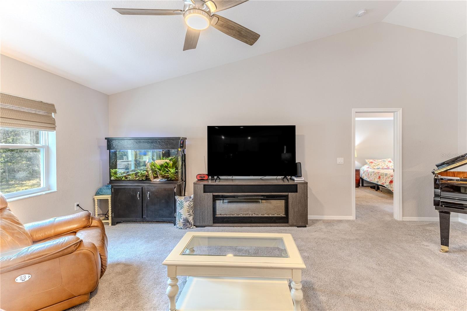 ROYAL HIGHLANDS - Residential