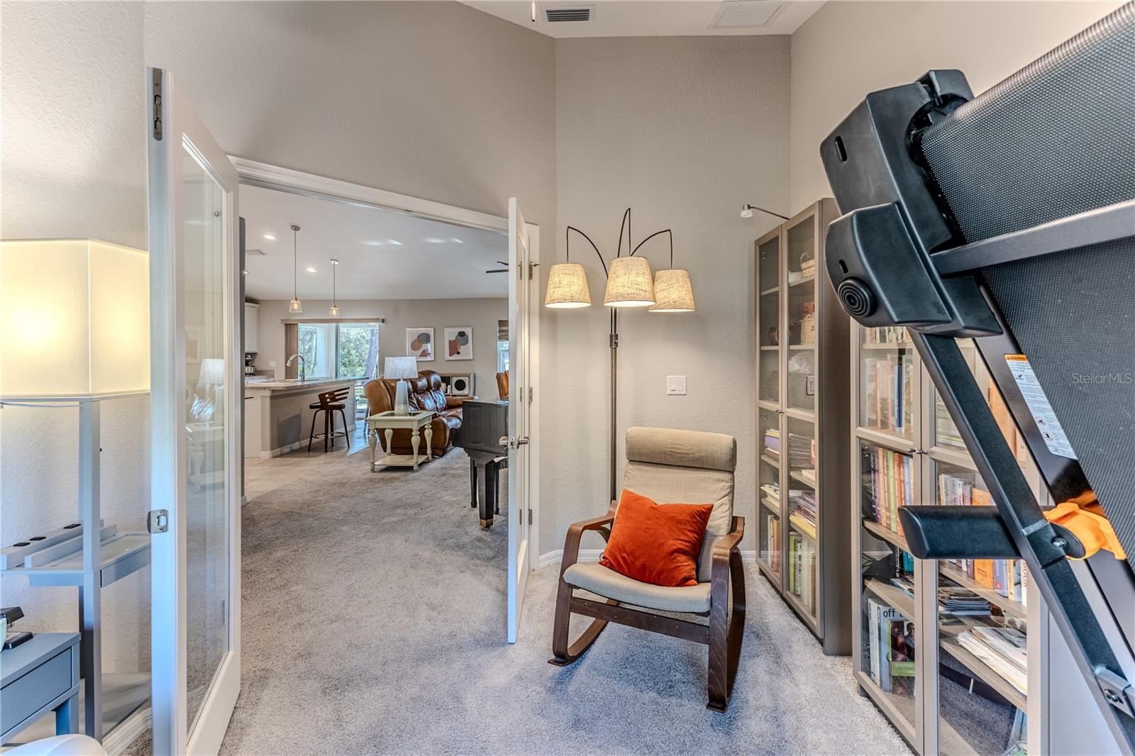 ROYAL HIGHLANDS - Residential