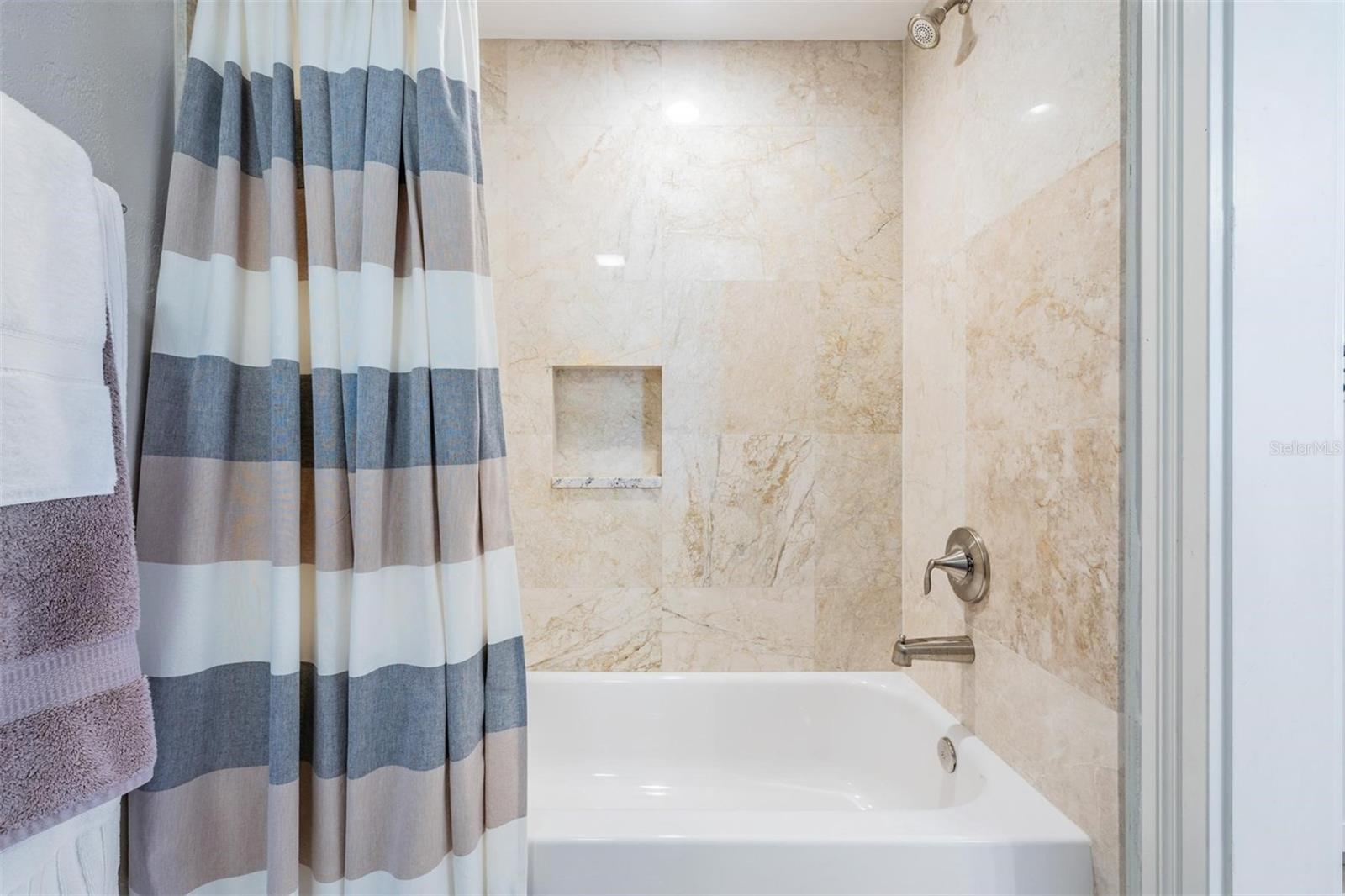 SOUTH CSWY ISLE YACHT CLUB 2ND ADD - Residential