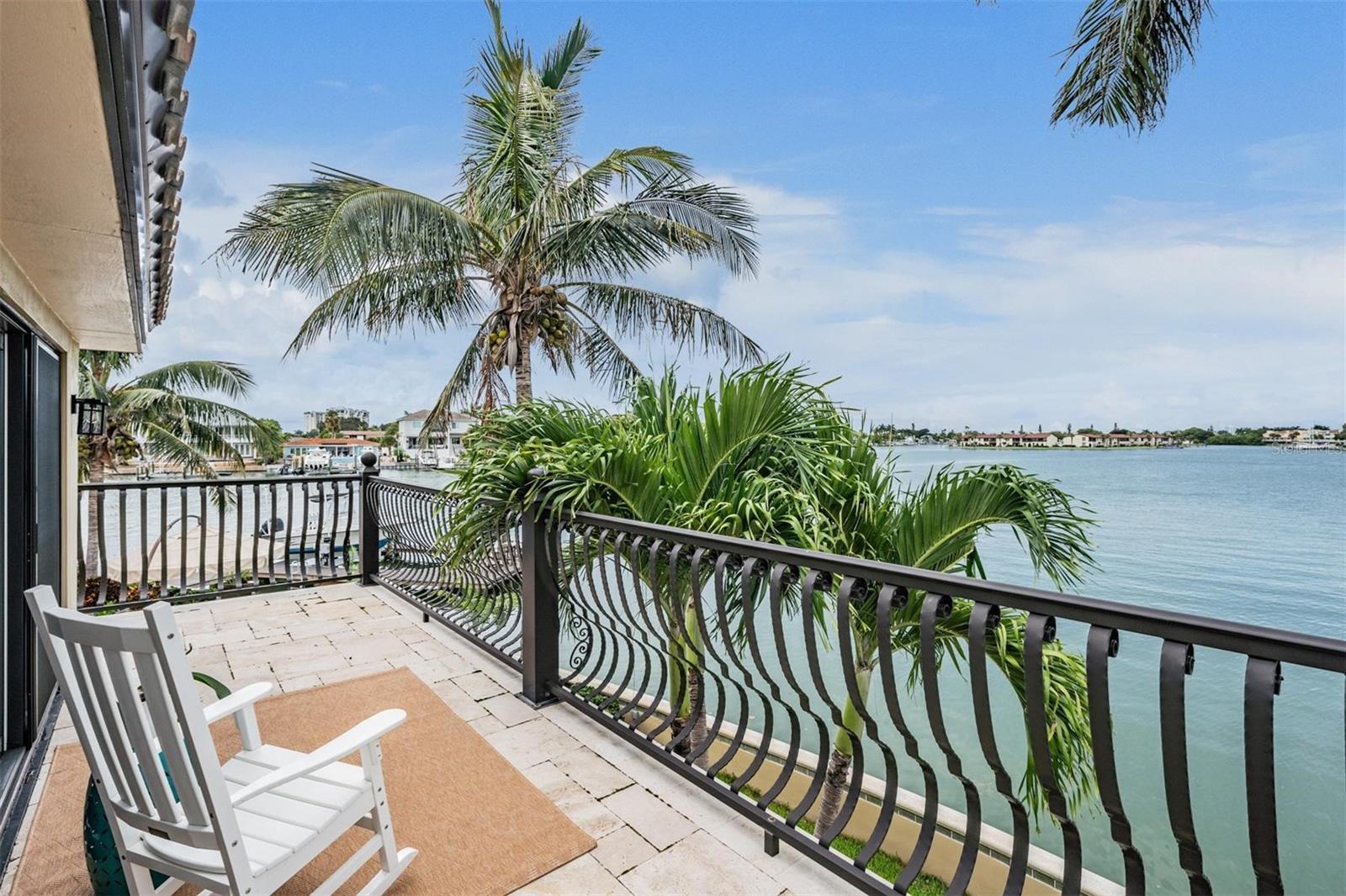 SOUTH CSWY ISLE YACHT CLUB 2ND ADD - Residential