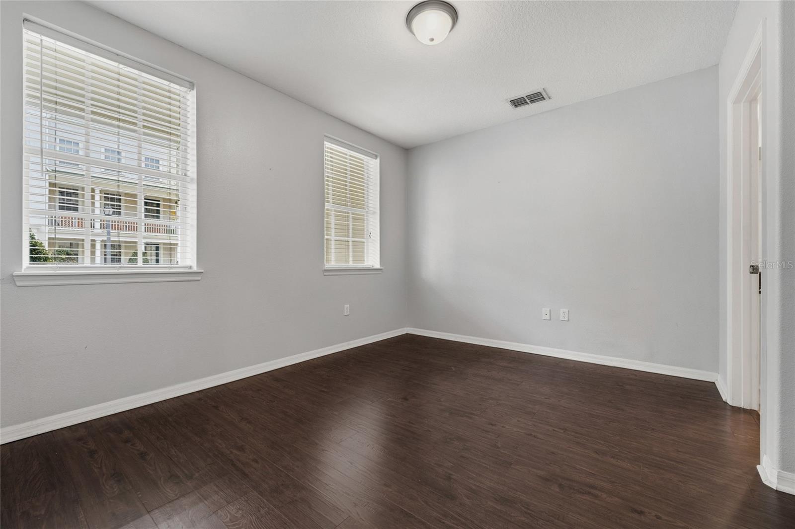 BALDWIN PARK 115 - Residential