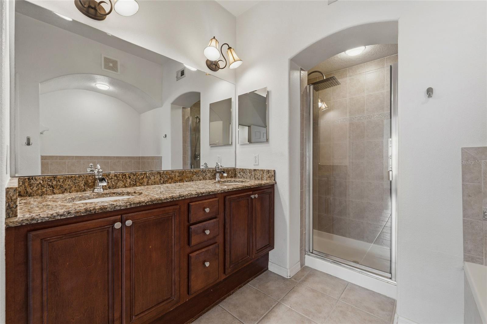 BALDWIN PARK 115 - Residential