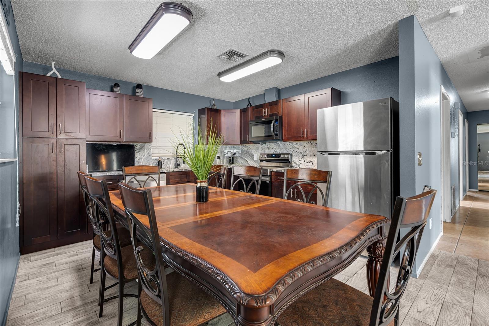 SUNNYBROOK - Residential