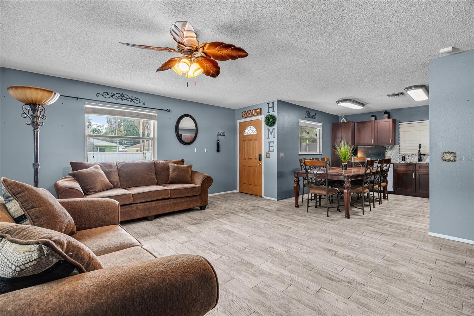 SUNNYBROOK - Residential