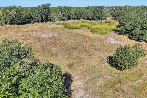 462 MOCCASIN HOLLOW ROAD LITHIA FL 33547