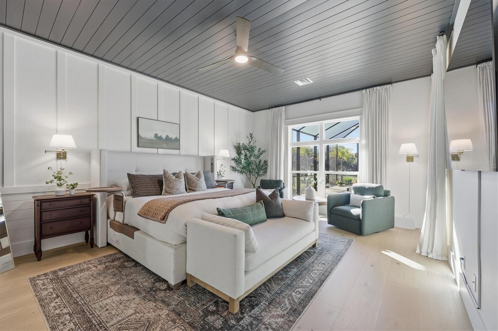 HAMPTON LAKES - Residential