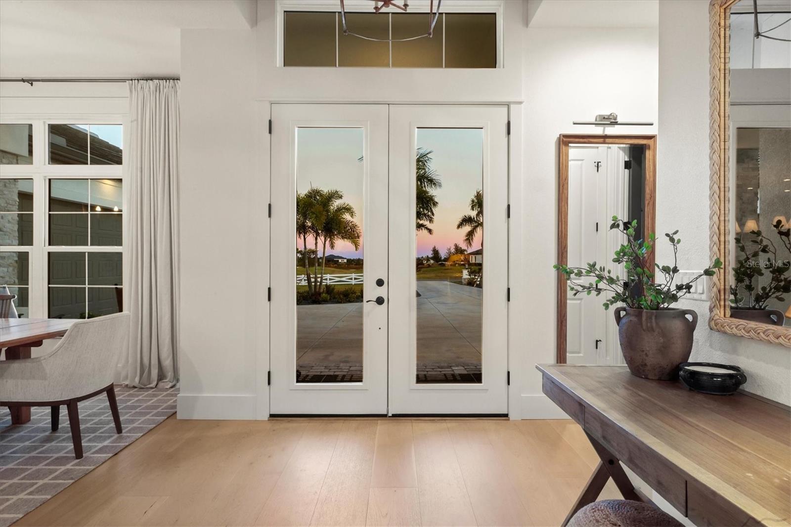 HAMPTON LAKES - Residential