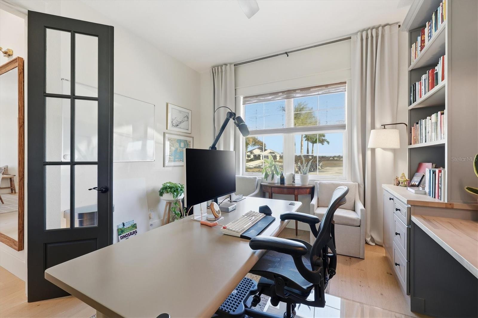 HAMPTON LAKES - Residential