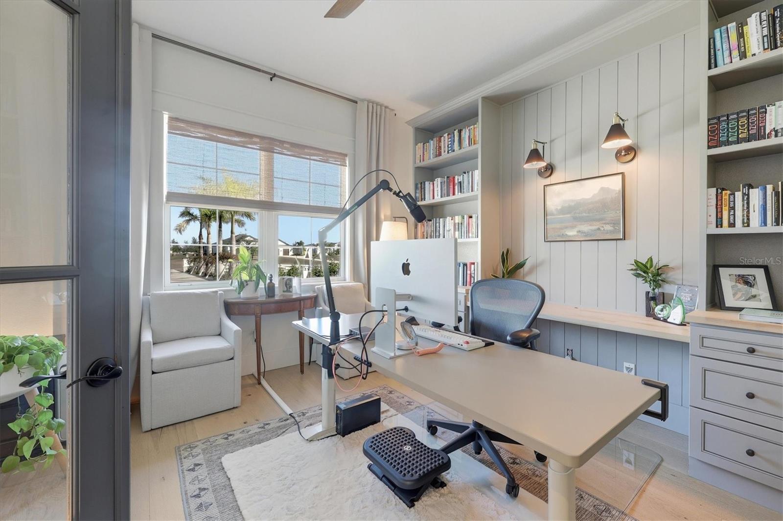 HAMPTON LAKES - Residential