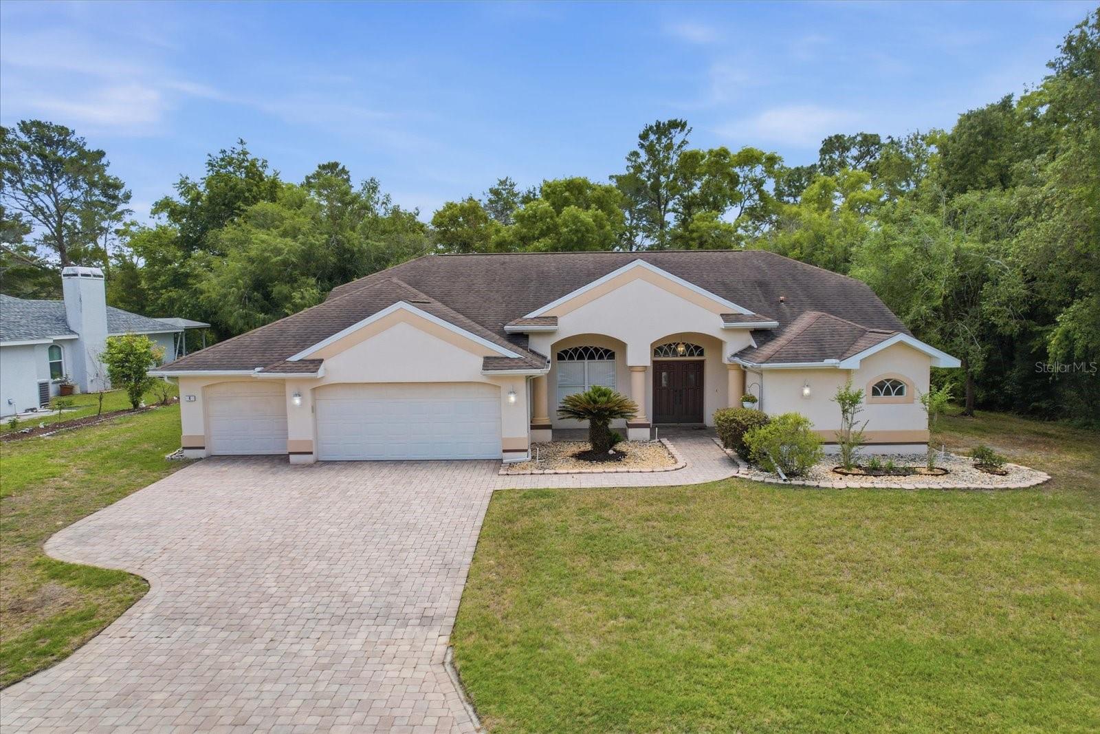 4 POPPY COURT