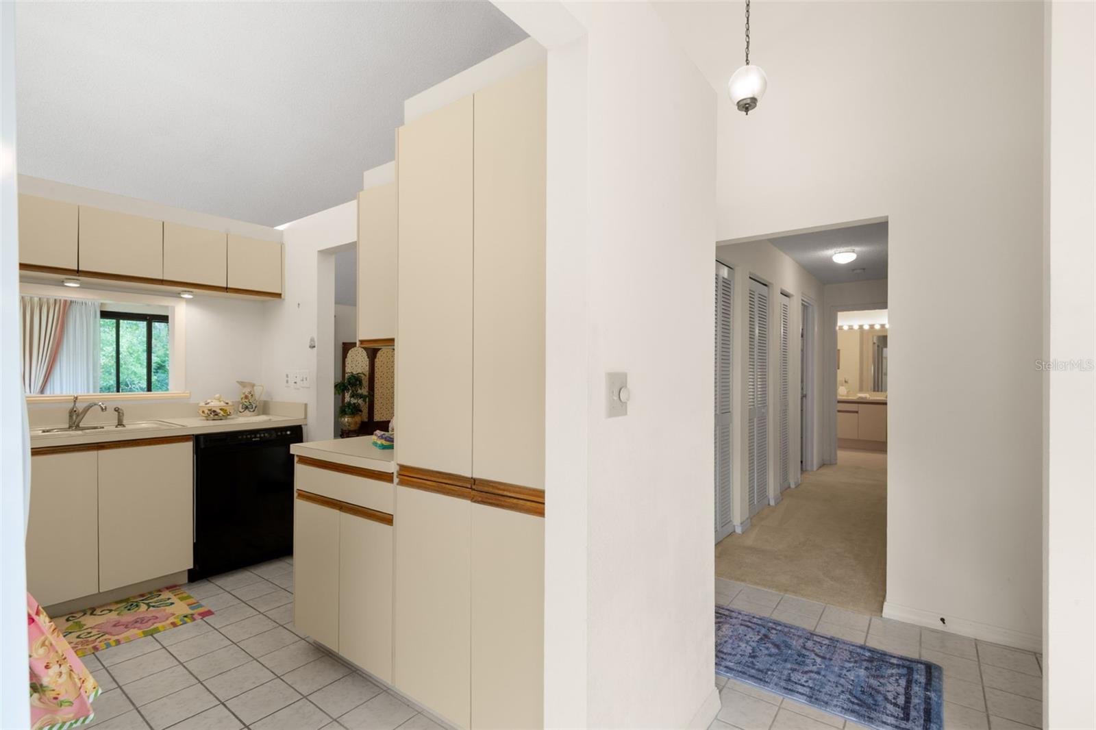 EL PASADO A CONDO - Residential