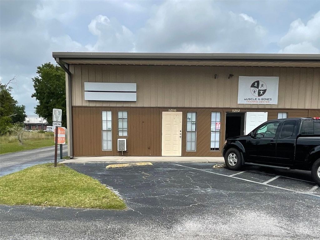 Photo of 1210 Dyer Boulevard #1210, Kissimmee, FL 34741 (MLS # S5146791)