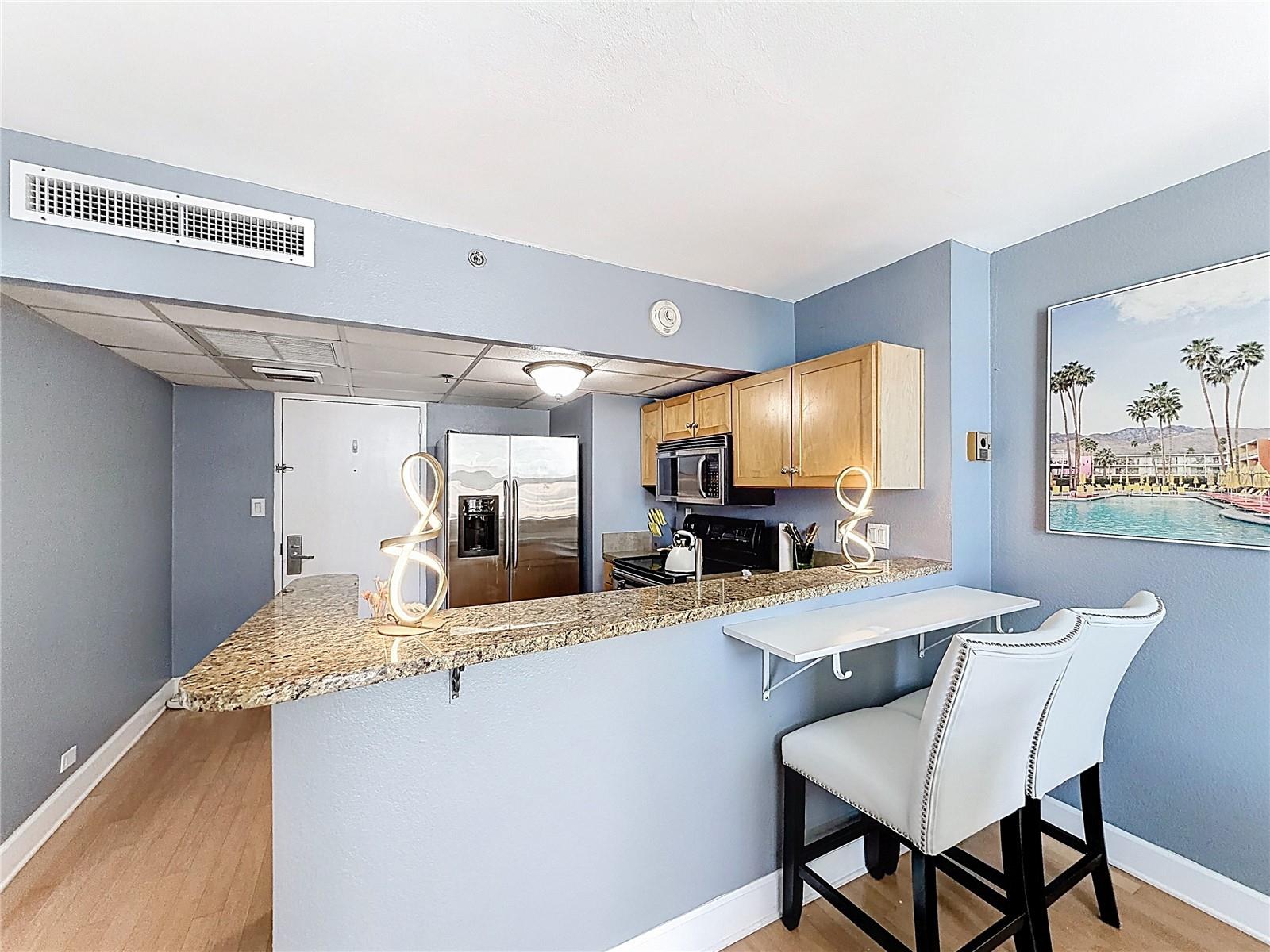 METROPOLITAN/LK EOLA - Residential