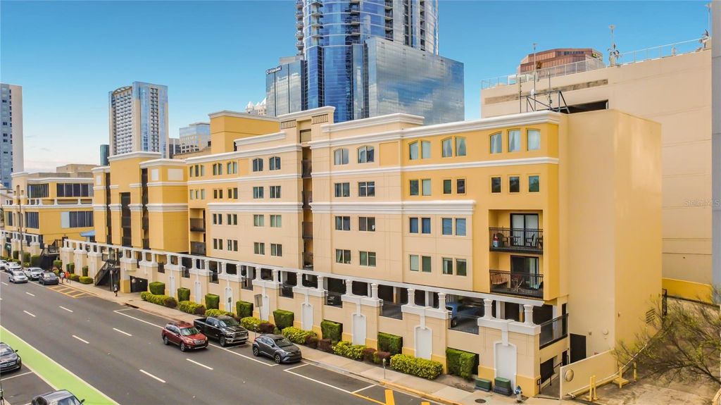 Photo of 151 E Washington Street #611, Orlando, FL 32801 (MLS # O6395456)