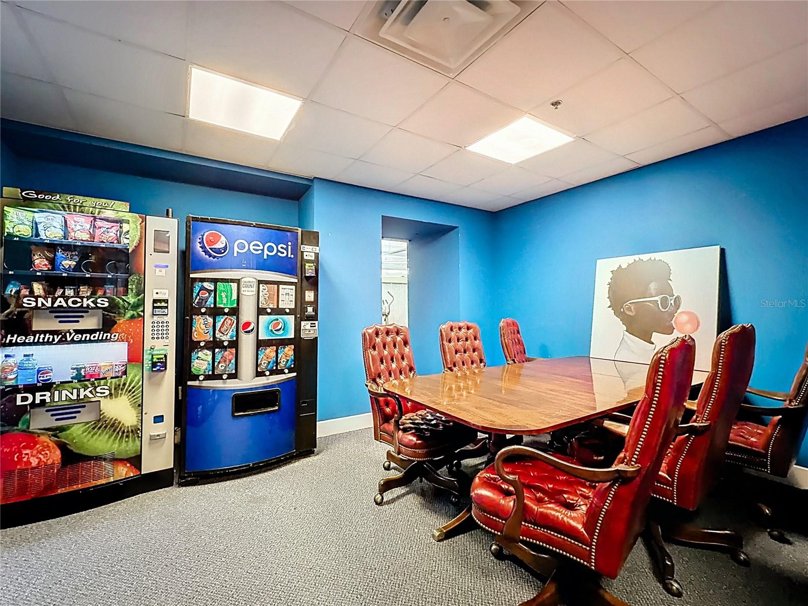 METROPOLITAN/LK EOLA - Residential