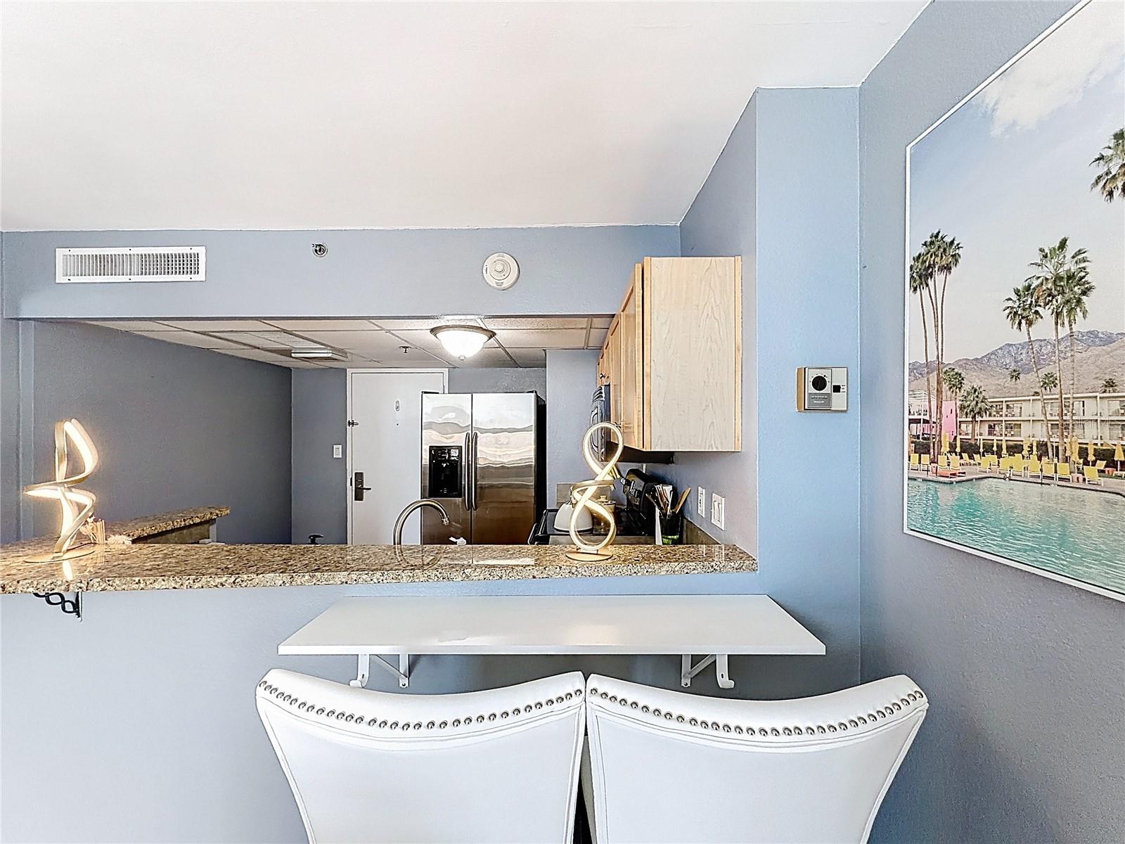 METROPOLITAN/LK EOLA - Residential