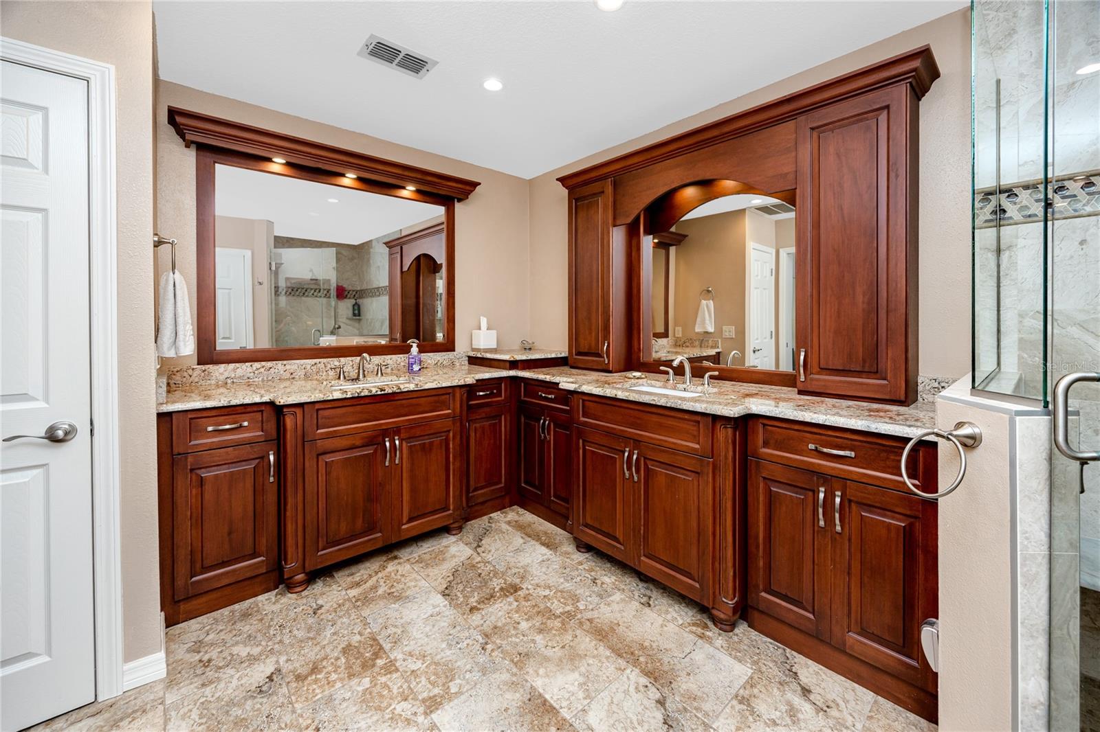 TURF & SURF ESTATES - Residential