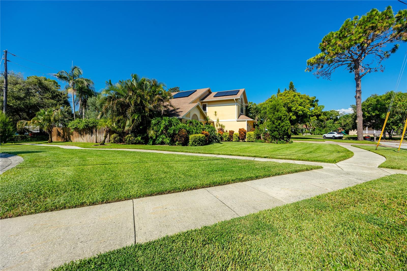 TURF & SURF ESTATES - Residential