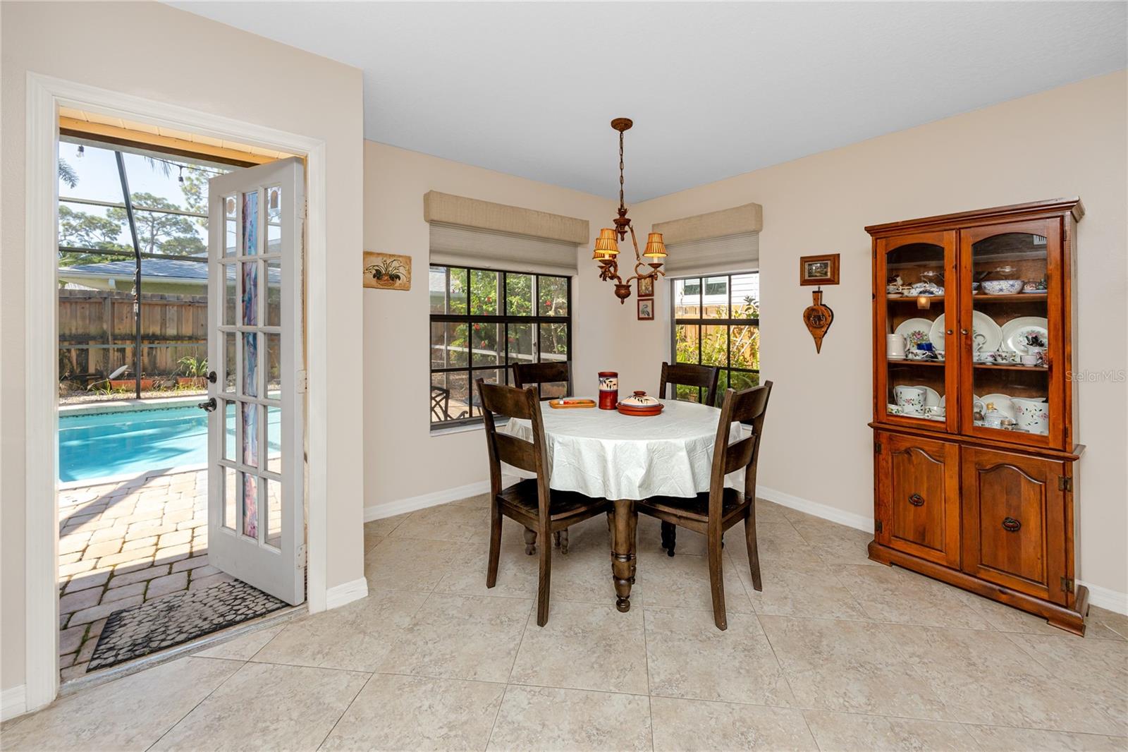 TURF & SURF ESTATES - Residential