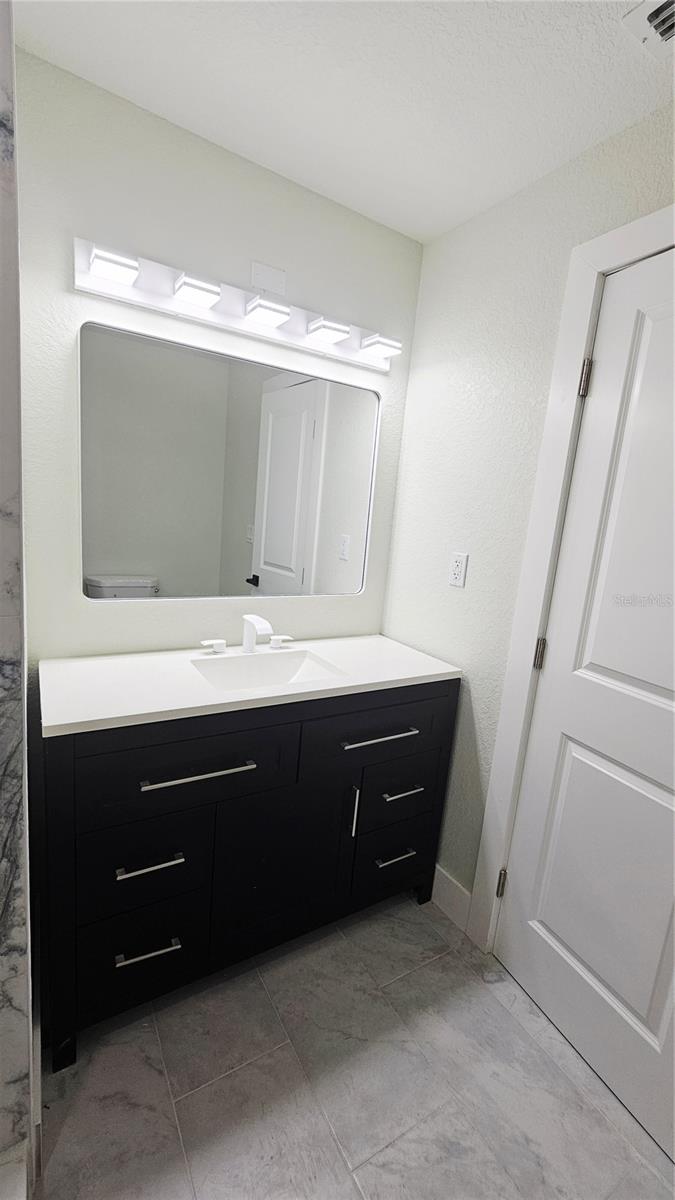 MANOR HILLS SUB - Residential