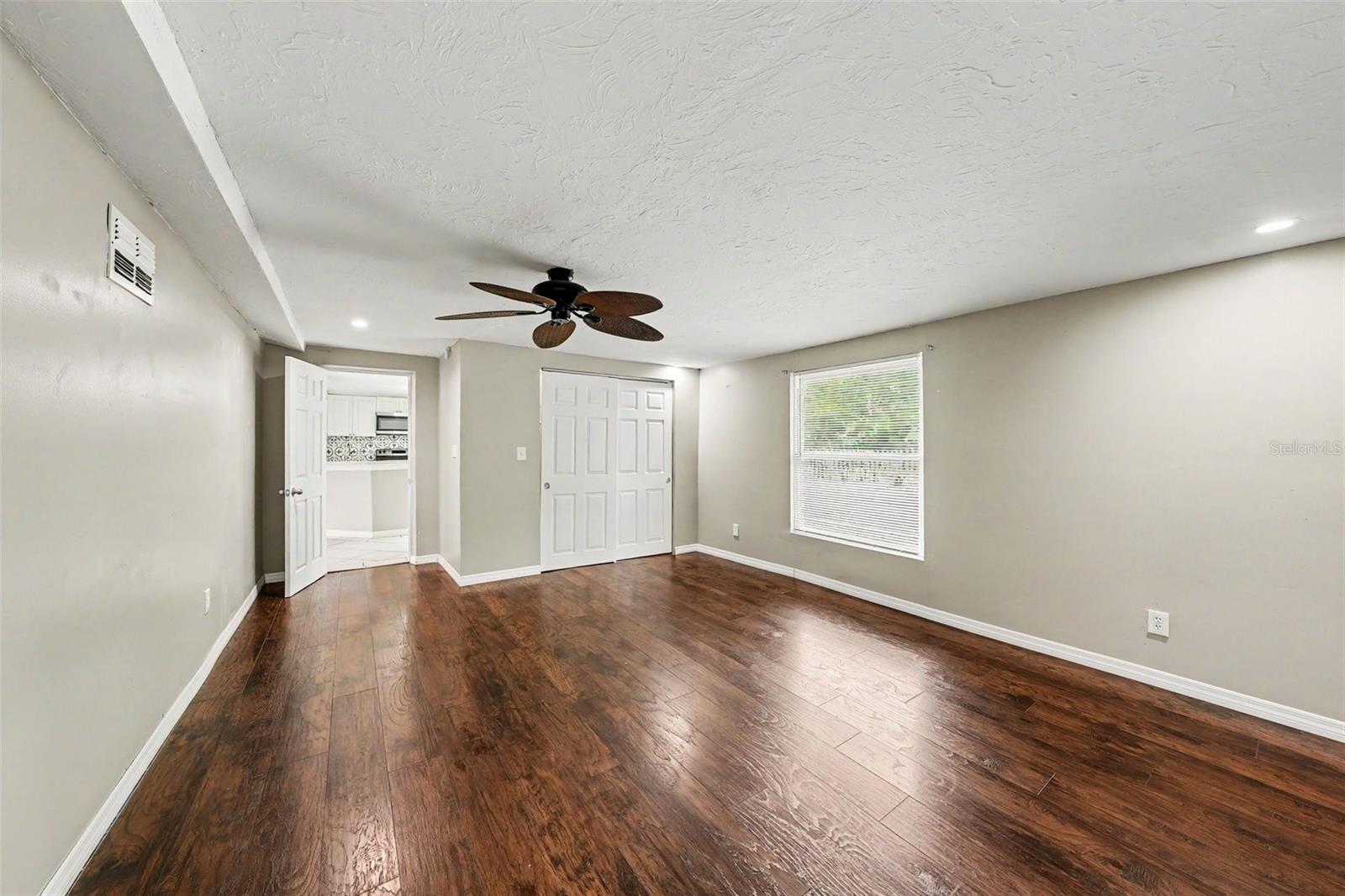 TANGLEWOOD TERRACE - Residential