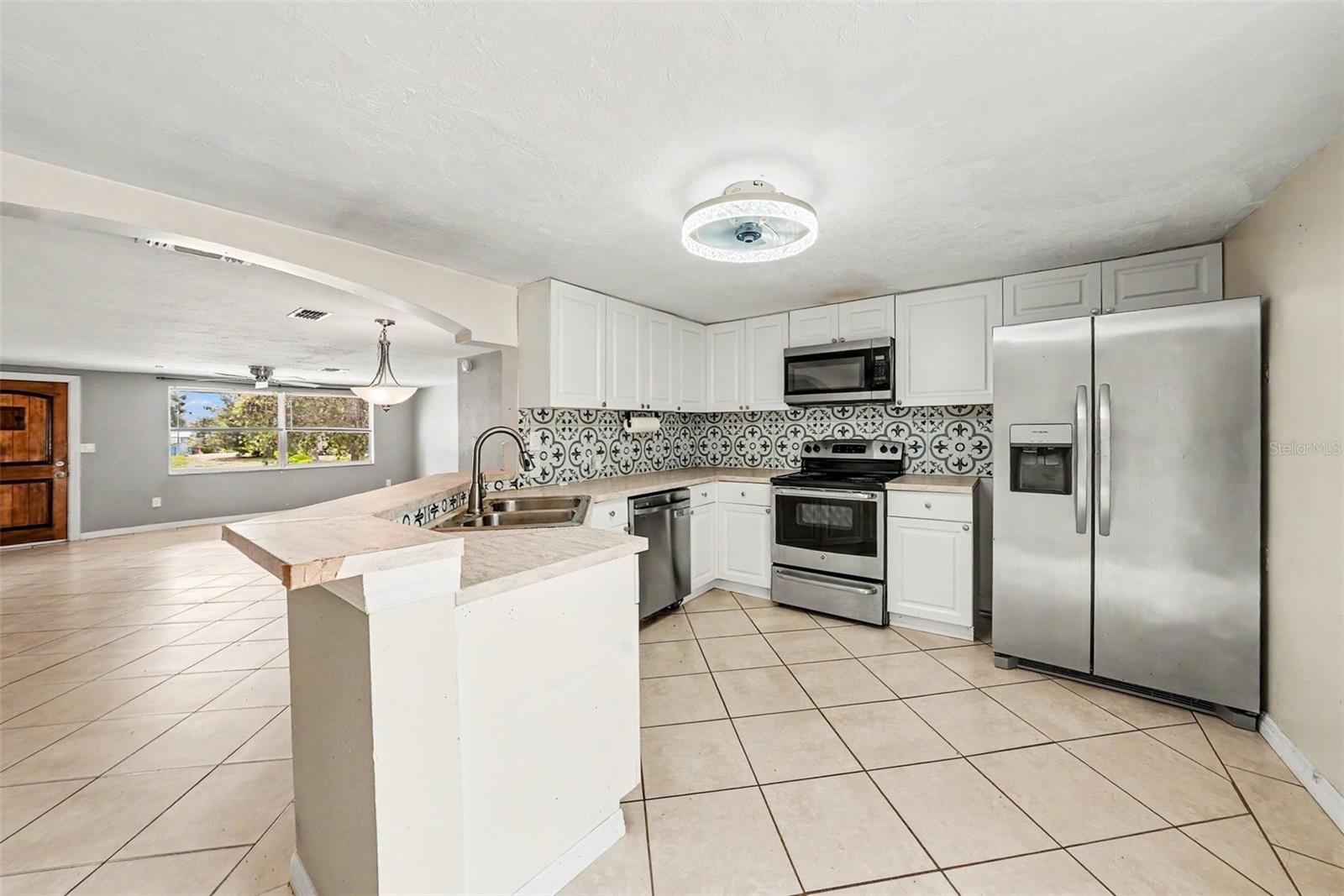 TANGLEWOOD TERRACE - Residential