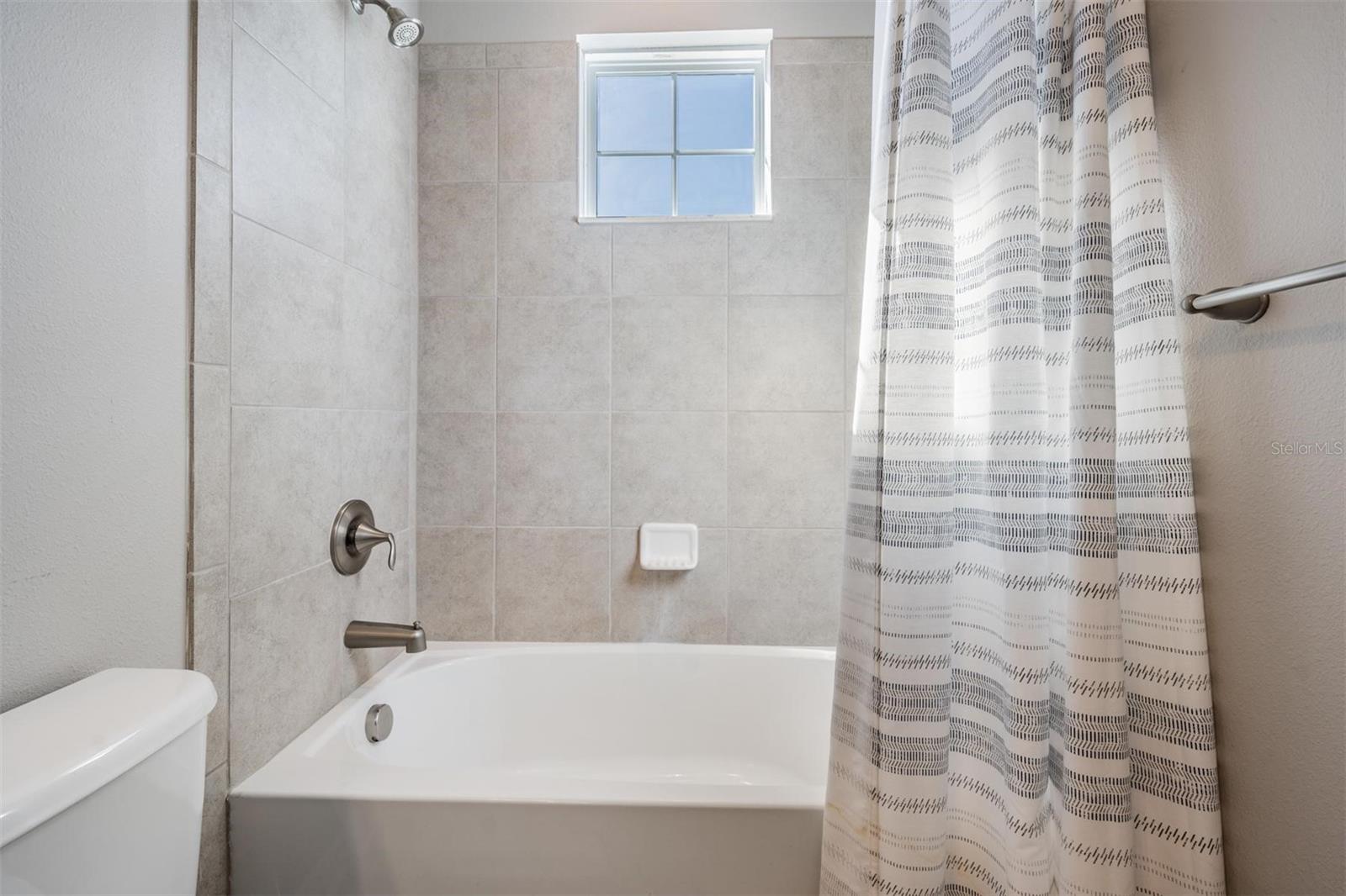 AVERY PARK - Residential