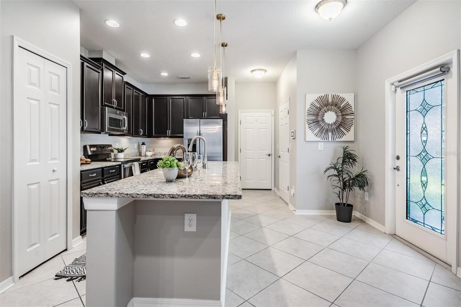 AVERY PARK - Residential