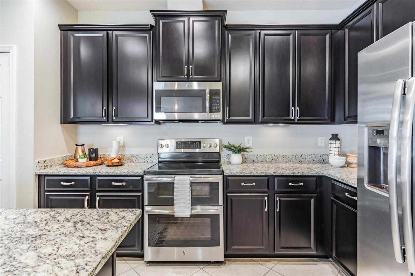 AVERY PARK - Residential