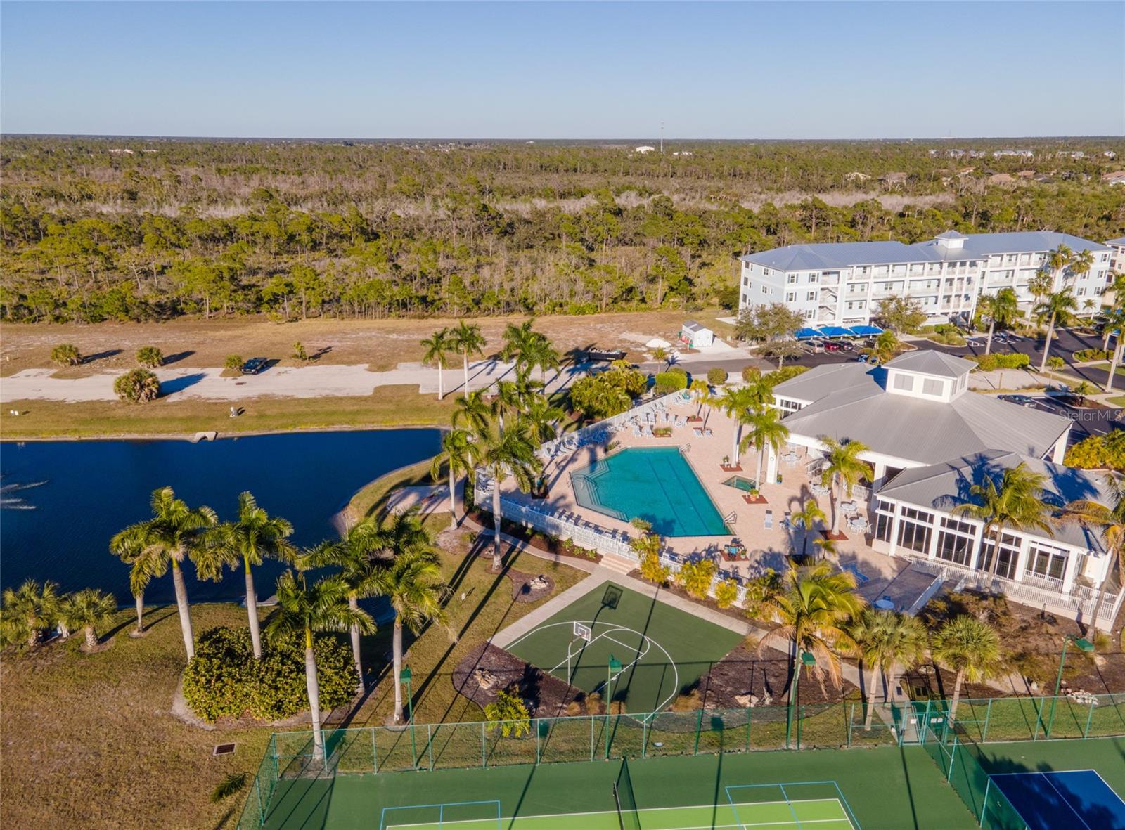 CAPE HAZE RESIDENCE B 03/5 - Residential