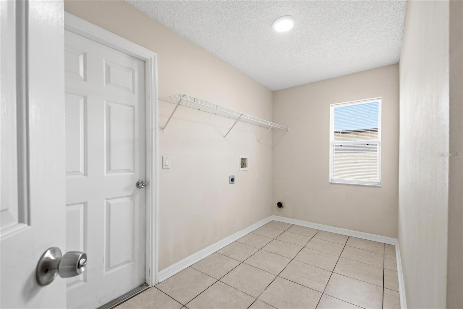 PINE GROVE - Residential