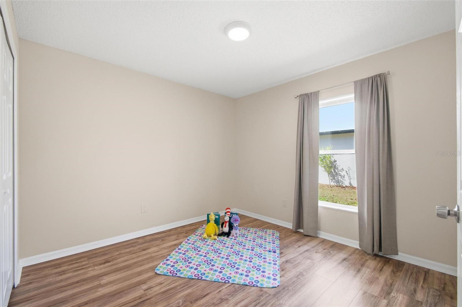 PINE GROVE - Residential