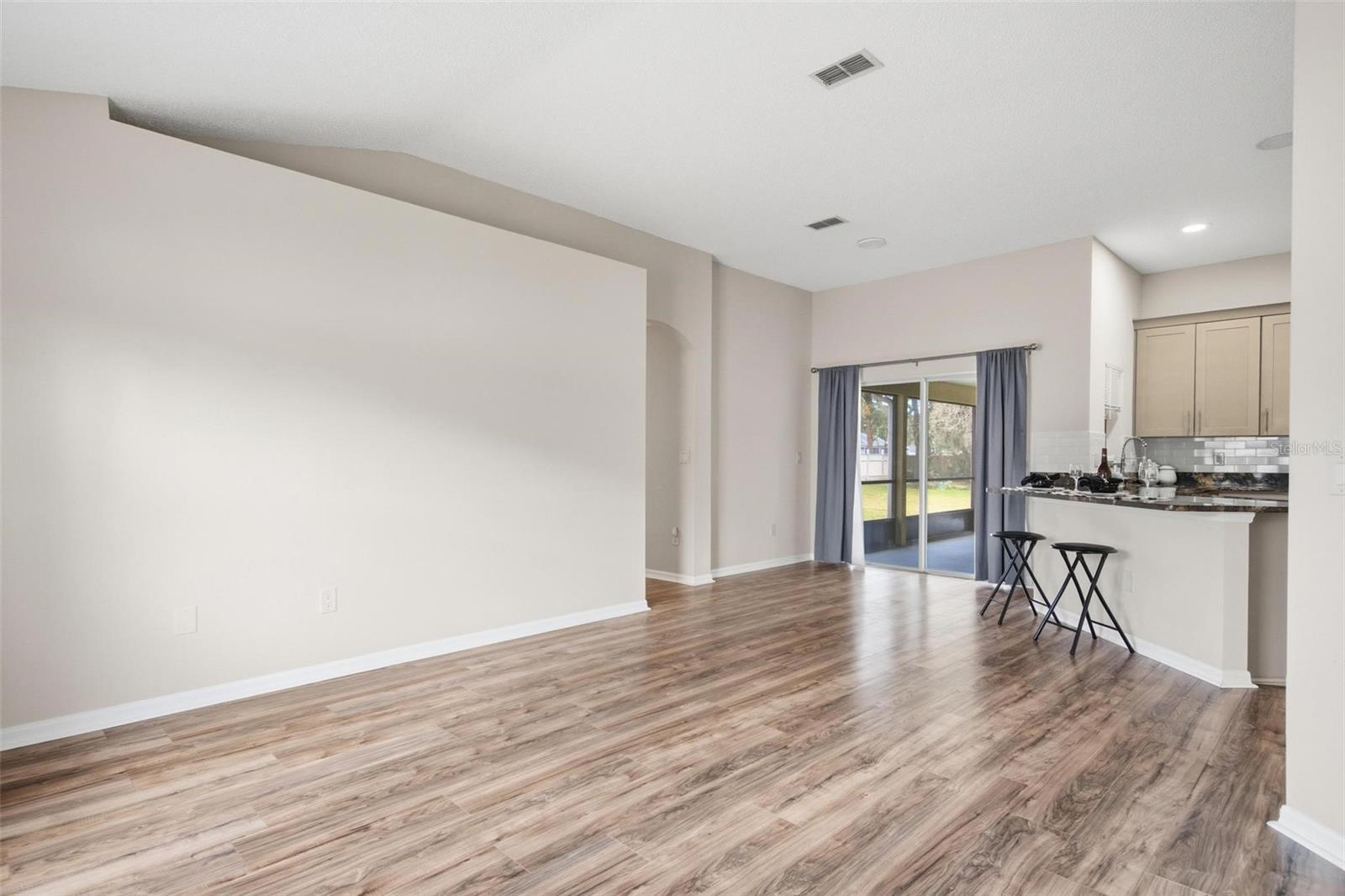 PINE GROVE - Residential