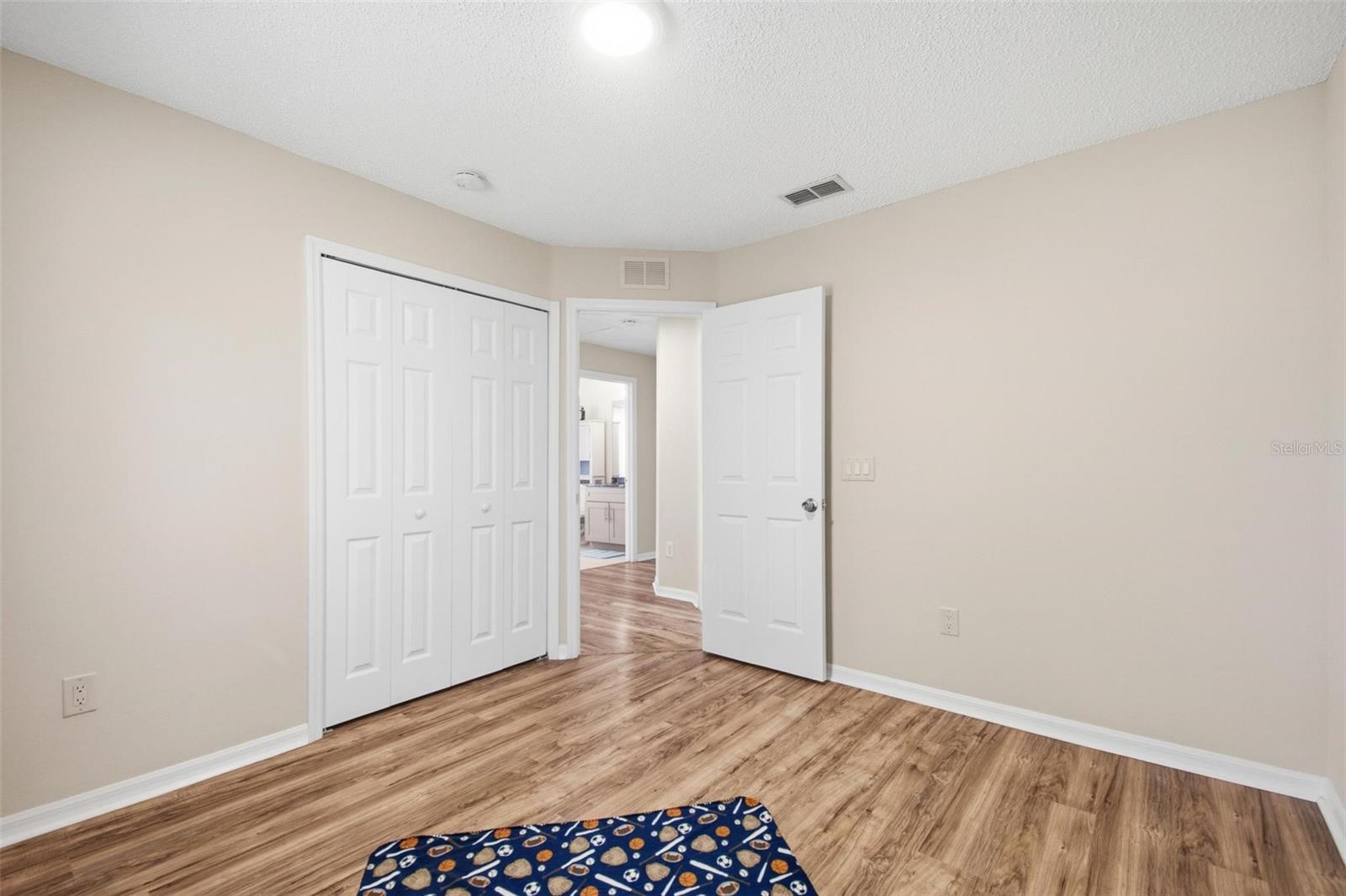 PINE GROVE - Residential