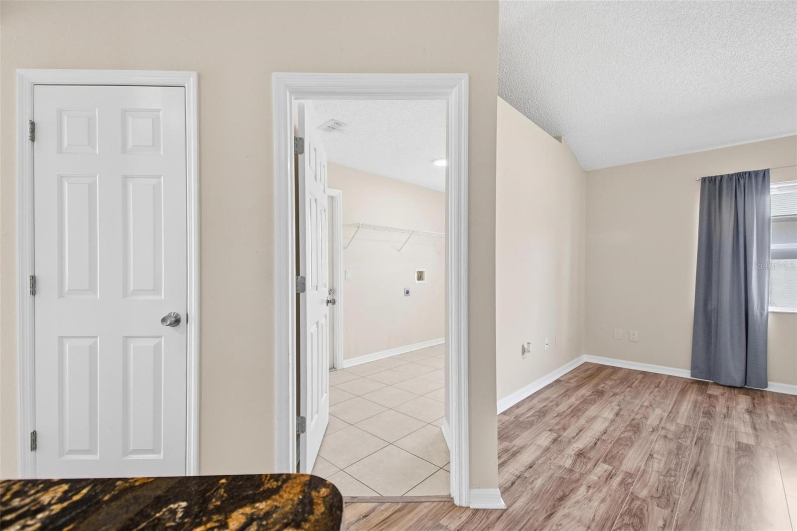 PINE GROVE - Residential