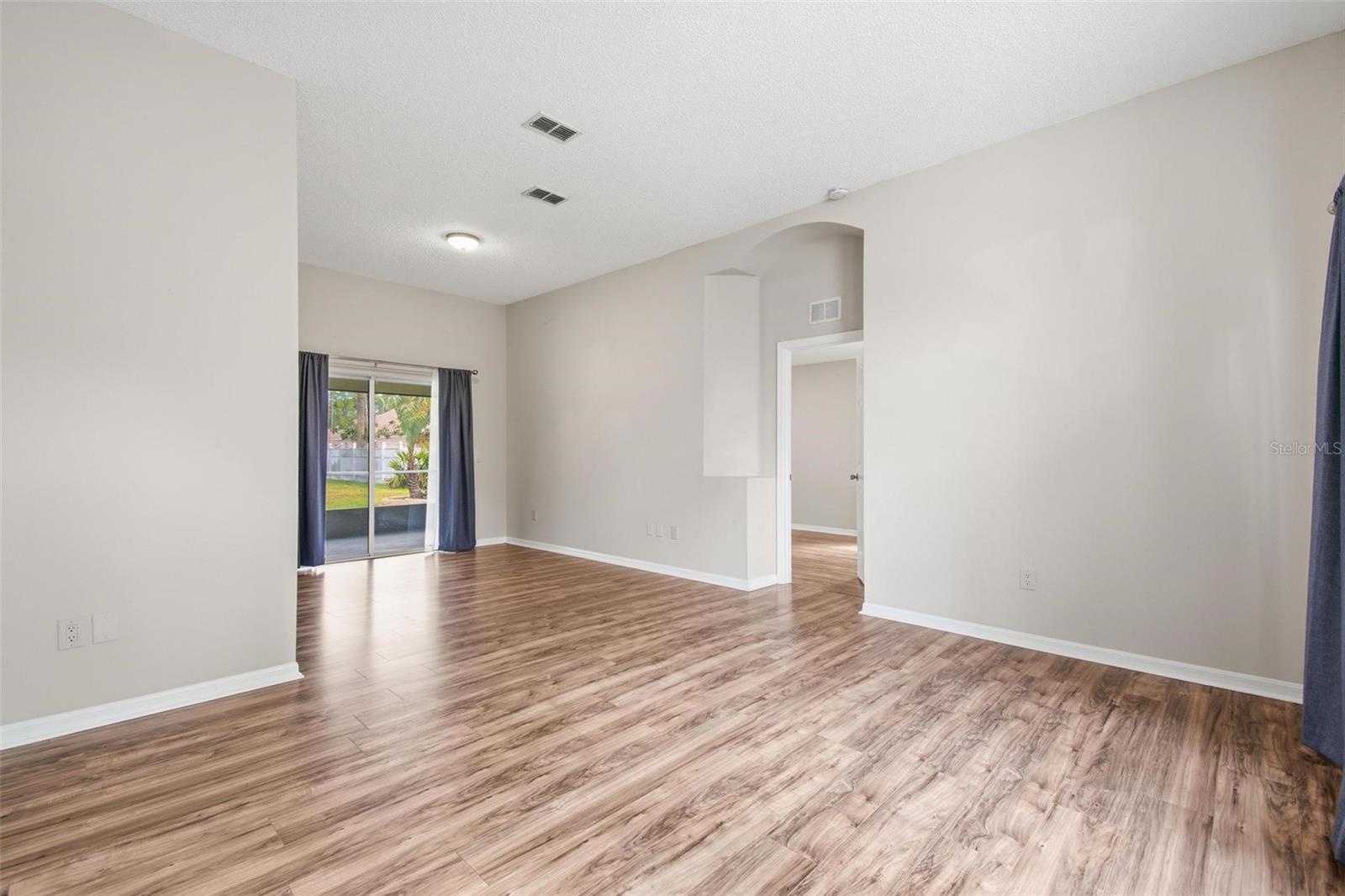 PINE GROVE - Residential