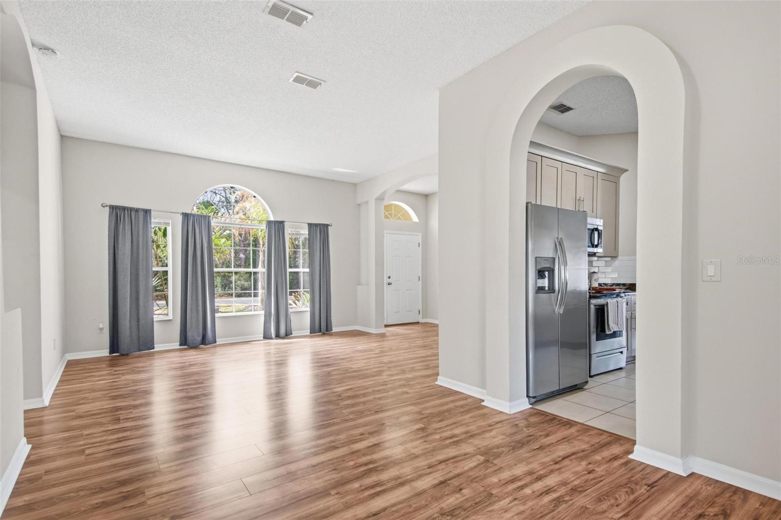 PINE GROVE - Residential