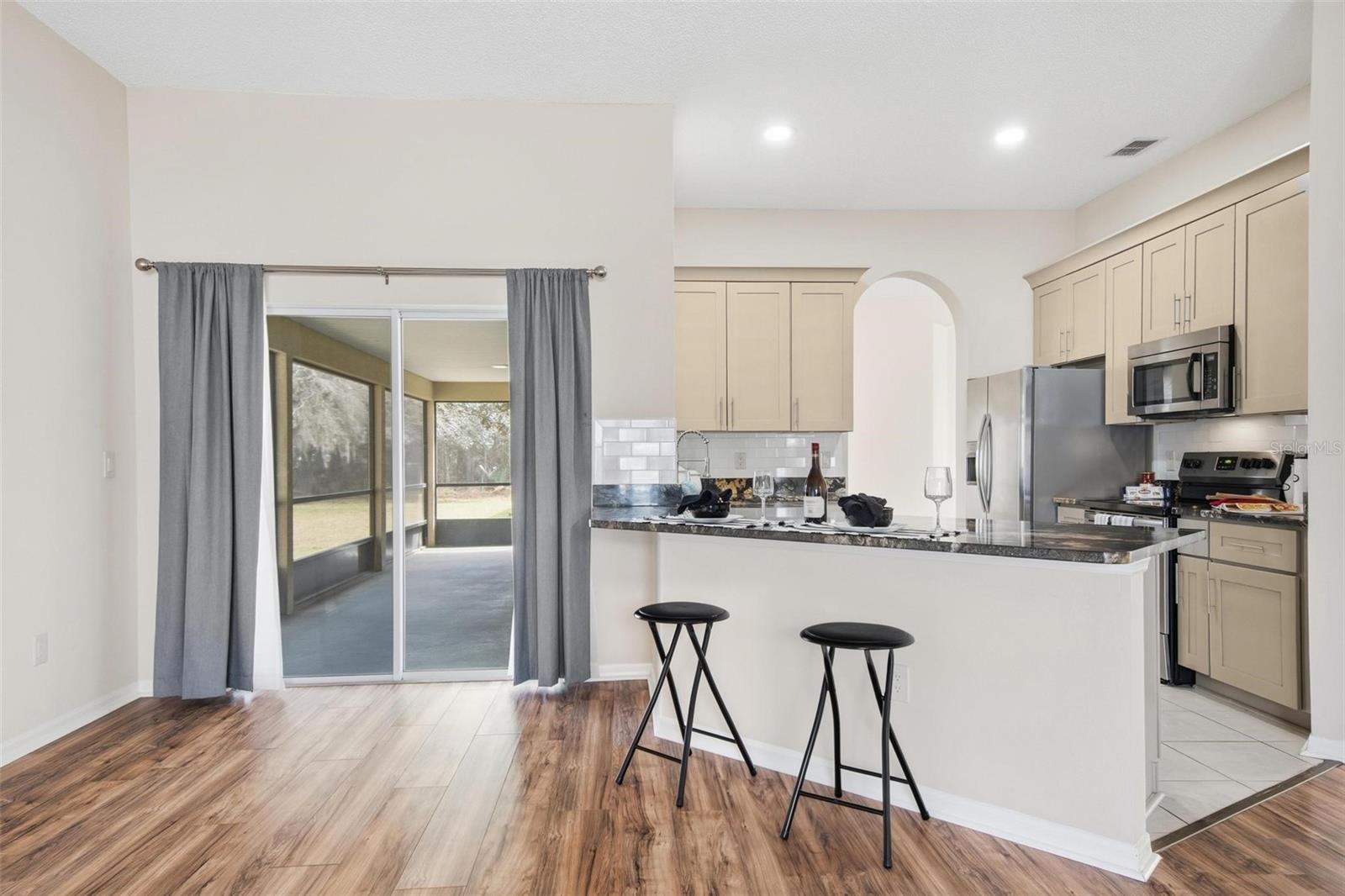 PINE GROVE - Residential