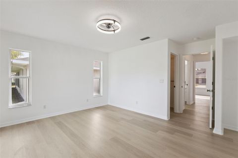 Tiny photo for 5729 King James Avenue, Leesburg, FL 34748 (MLS # TB8488786)