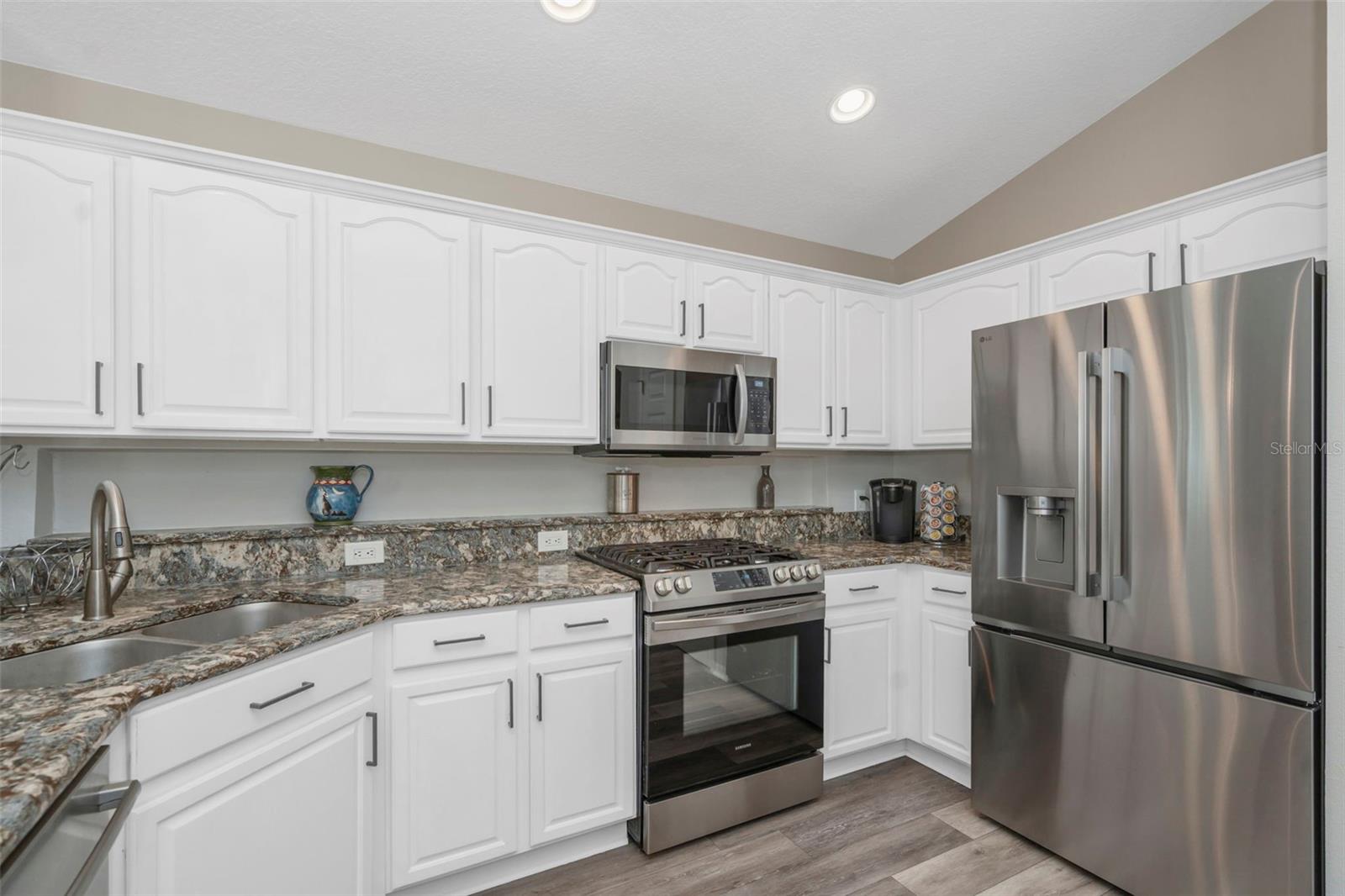 WESTWOOD LAKES PH 1A - Residential