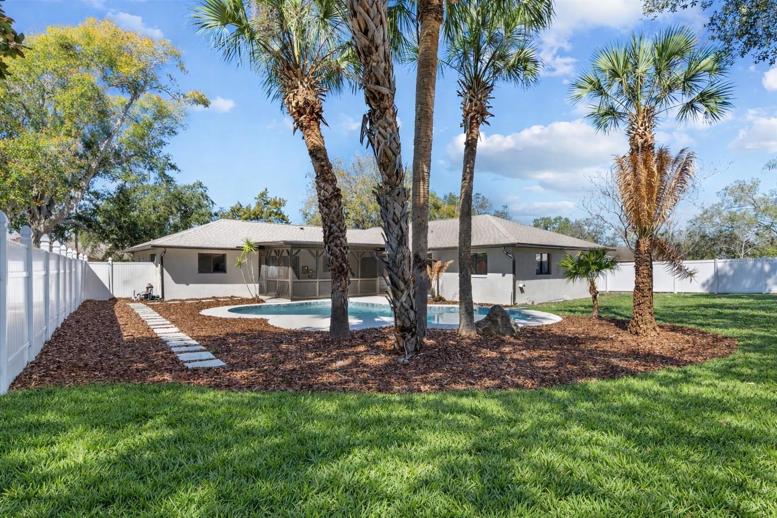 Casas a venda 4 - Jen Dantas 9528 LAKE DOUGLAS PLACE