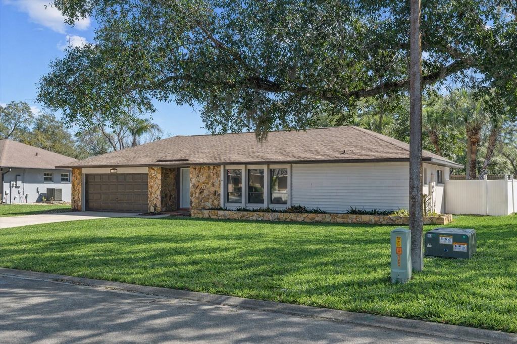 Photo of 9528 Lake Douglas Place, Orlando, FL 32817 (MLS # O6385746)