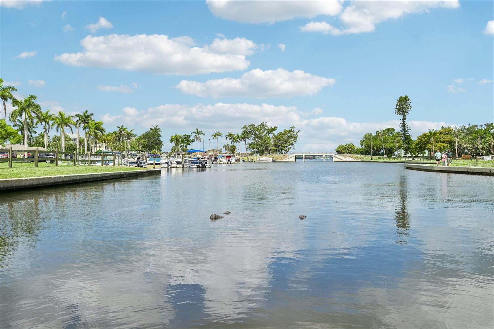 PALMA SOLA BAY GARDENS - Residential