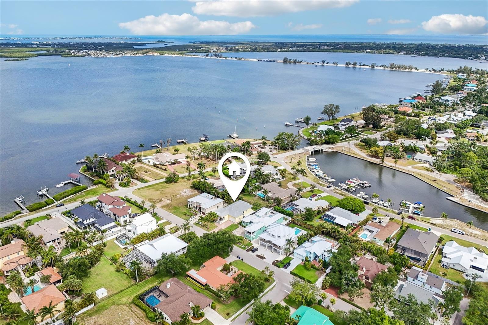 PALMA SOLA BAY GARDENS - Residential