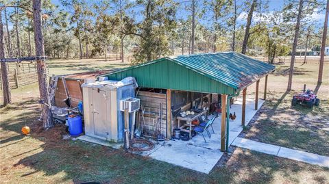 A home in DUNNELLON