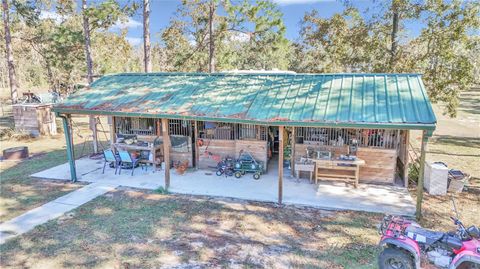 A home in DUNNELLON